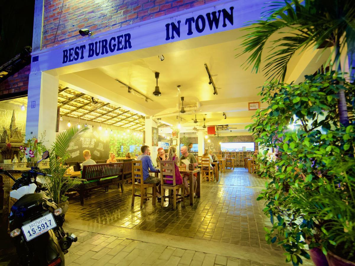 Naga Angkor Hostel Siem Reap Exterior foto